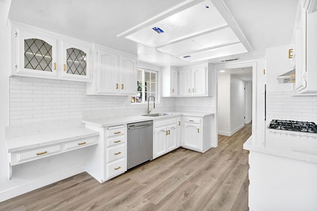 5189 N Callisch Avenue, Fresno, CA 93710