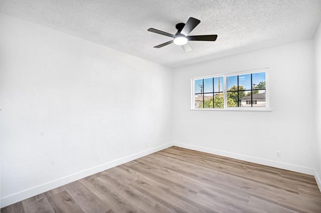 5189 N Callisch Avenue, Fresno, CA 93710