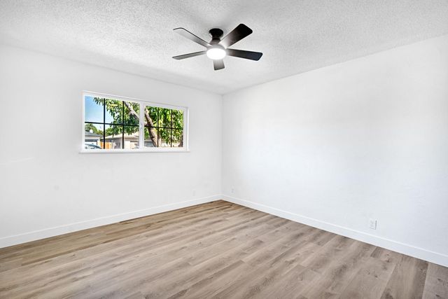 5189 N Callisch Avenue, Fresno, CA 93710