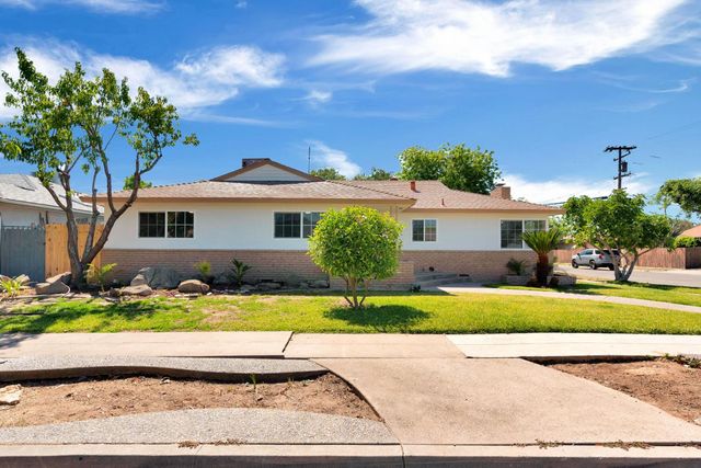 5189 N Callisch Avenue, Fresno, CA 93710