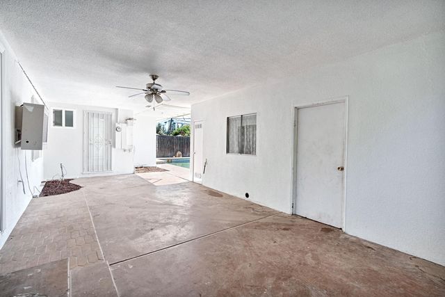 5189 N Callisch Avenue, Fresno, CA 93710