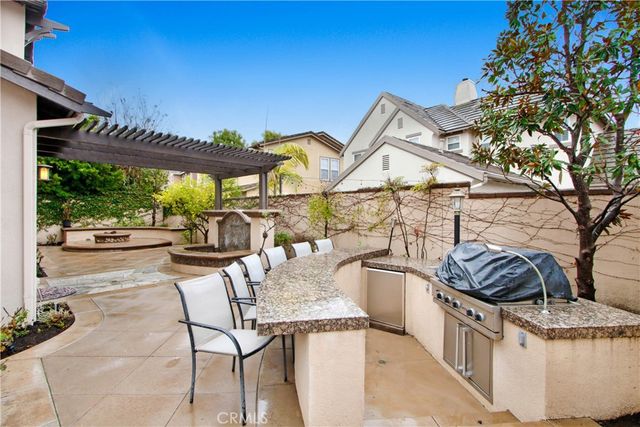 2 Vinewood Lane, Ladera Ranch, CA 92694