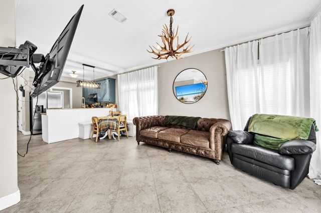 272 Calusa Boulevard, Destin, FL 32541