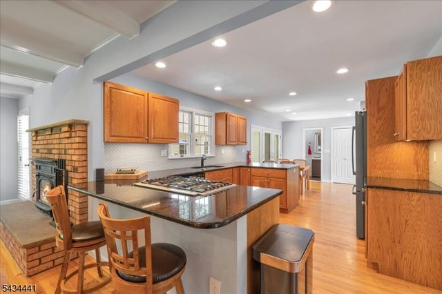 19 Heather Hill Way, Bridgewater Twp., NJ 08807