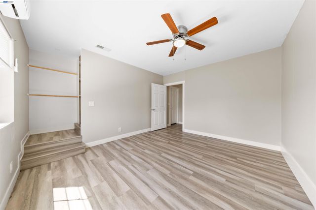 2102 Overhill Rd, Concord, CA 94520