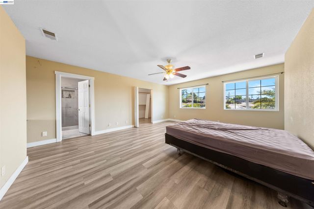 2102 Overhill Rd, Concord, CA 94520