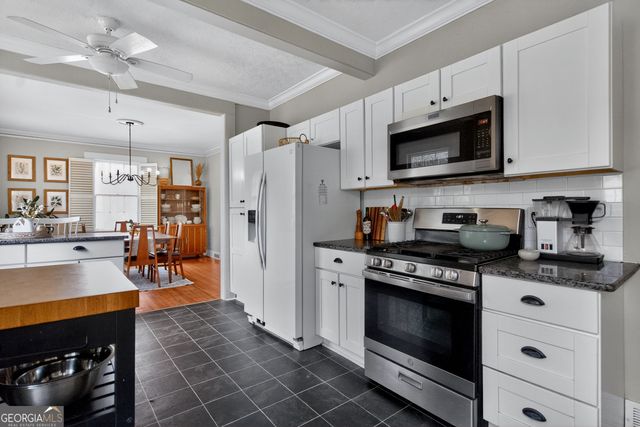 421 College Avenue, Lagrange, GA 30240