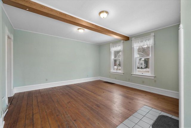 W61N669 Mequon AVENUE, Cedarburg, WI 53012