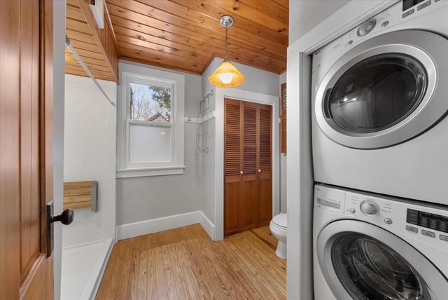 W61N669 Mequon AVENUE, Cedarburg, WI 53012