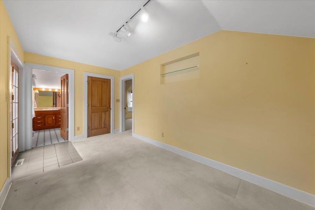 W61N669 Mequon AVENUE, Cedarburg, WI 53012