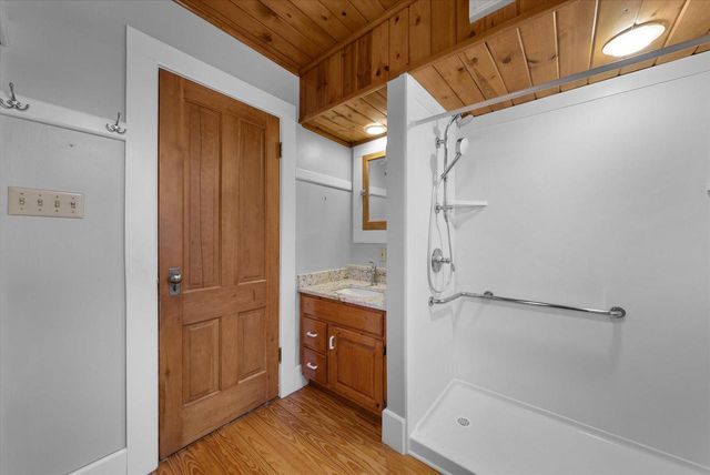 W61N669 Mequon AVENUE, Cedarburg, WI 53012