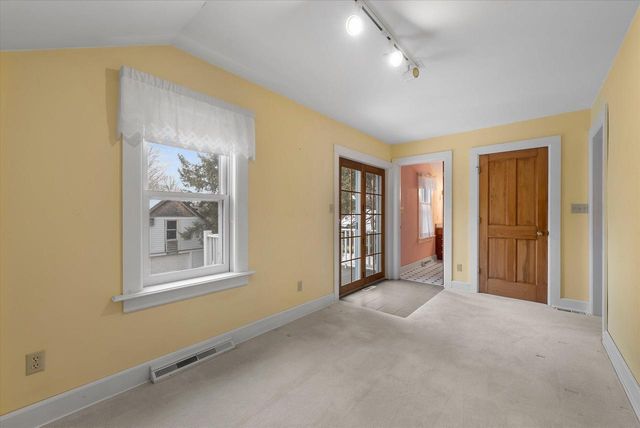 W61N669 Mequon AVENUE, Cedarburg, WI 53012