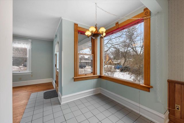 W61N669 Mequon AVENUE, Cedarburg, WI 53012