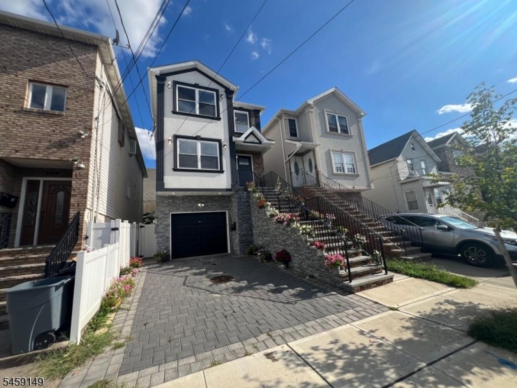 208 Atlantic St, Elizabeth City, NJ 07206 — photo 3