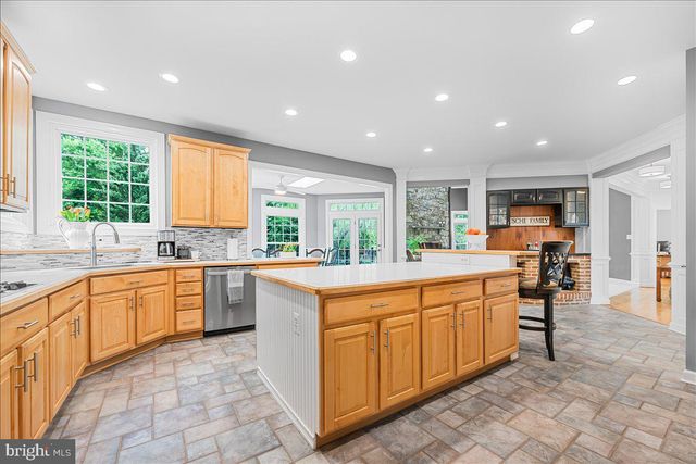 9653 WATKINS RD, Gaithersburg, MD 20882