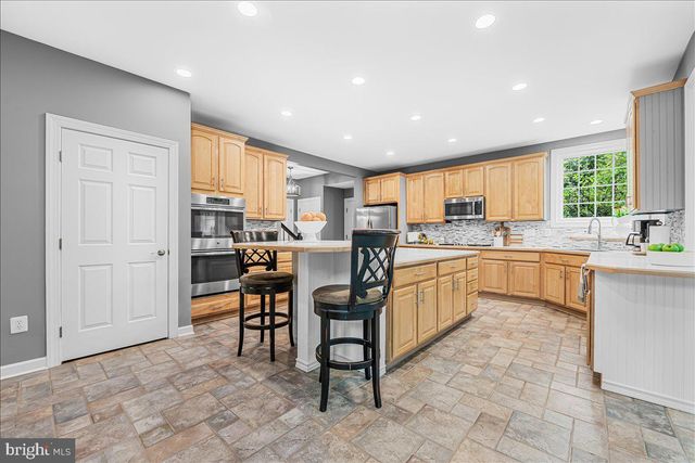 9653 WATKINS RD, Gaithersburg, MD 20882