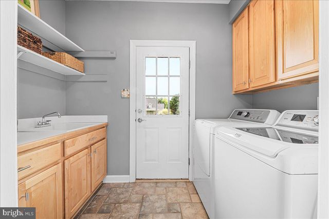 9653 WATKINS RD, Gaithersburg, MD 20882
