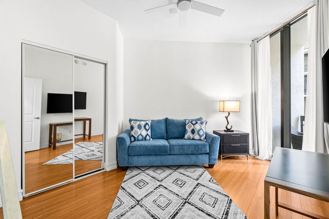 701 S Olive Avenue 807, West Palm Beach, FL 33401