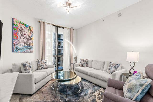 701 S Olive Avenue 807, West Palm Beach, FL 33401