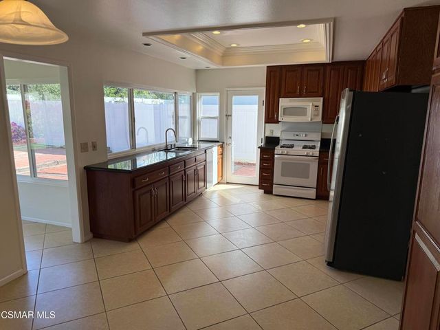 2737 Sierra Drive, Westlake Village, CA 91362