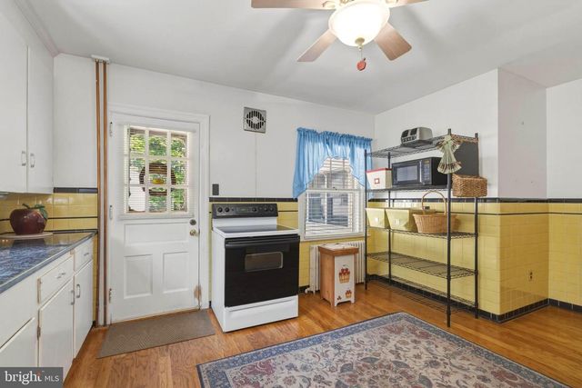 42 DEVON RD, Mount Holly, NJ 08060