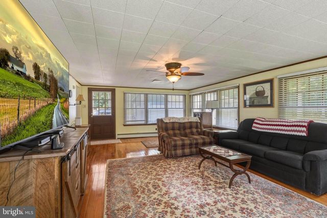 42 DEVON RD, Mount Holly, NJ 08060