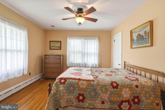 42 DEVON RD, Mount Holly, NJ 08060
