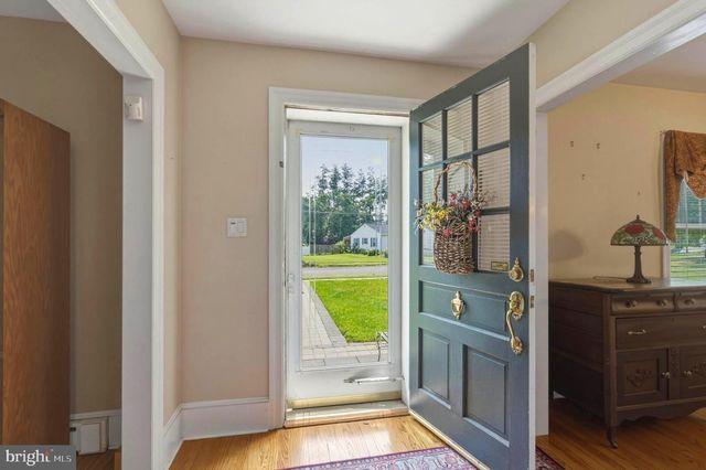 42 DEVON RD, Mount Holly, NJ 08060