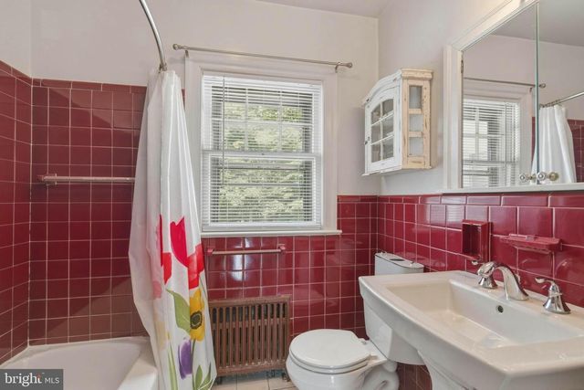42 DEVON RD, Mount Holly, NJ 08060