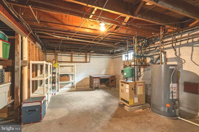 42 DEVON RD, Mount Holly, NJ 08060