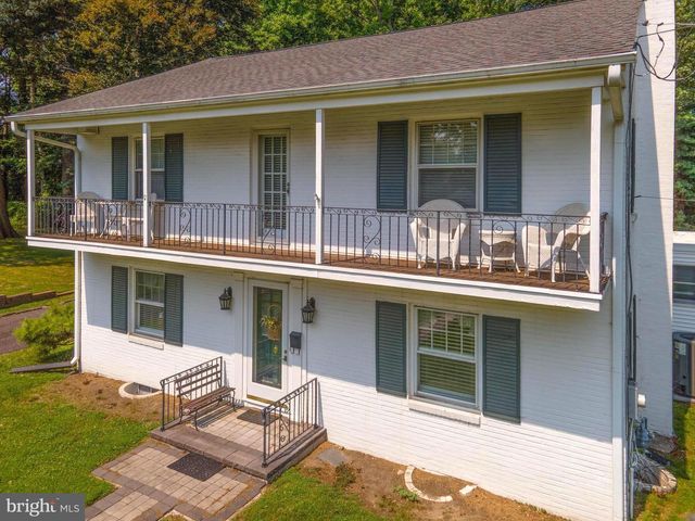 42 DEVON RD, Mount Holly, NJ 08060