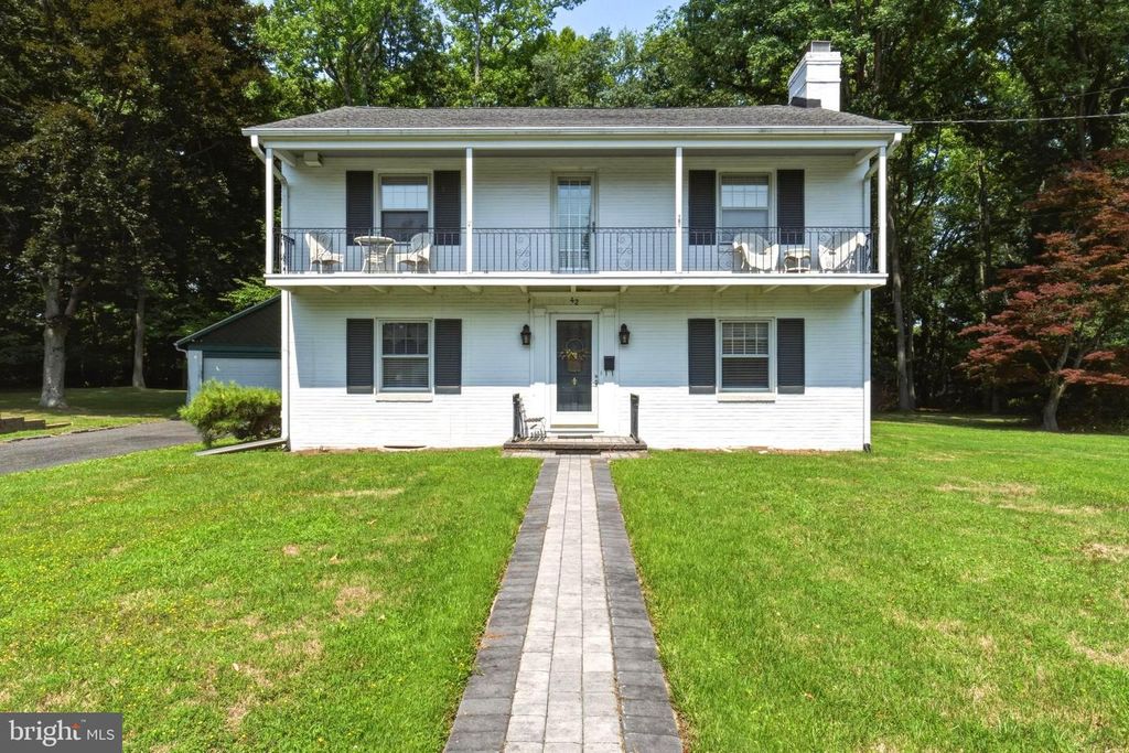 42 DEVON RD, Mount Holly, NJ 08060