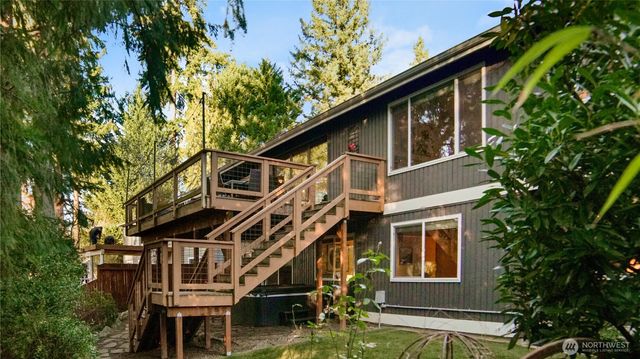 4017 239th Place SE, Sammamish, WA 98029