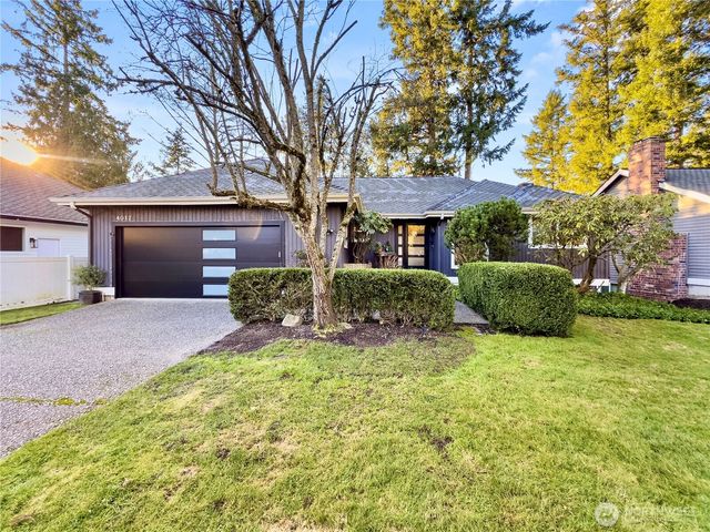 4017 239th Place SE, Sammamish, WA 98029