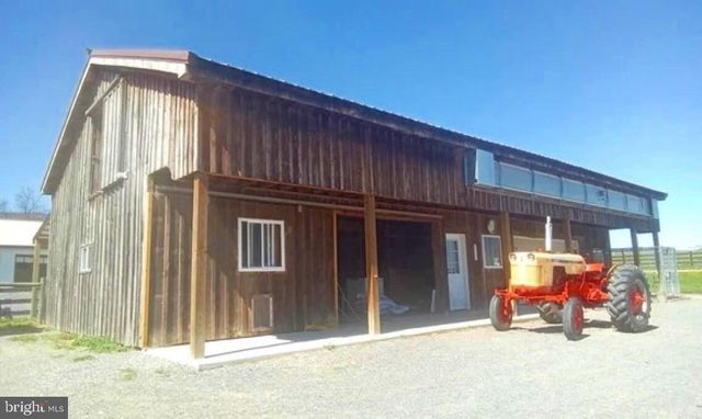 105 ENOLA RD, Newburg, PA 17240
