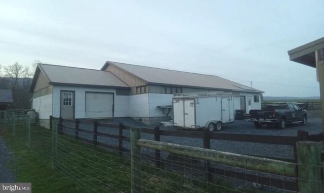 105 ENOLA RD, Newburg, PA 17240