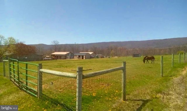105 ENOLA RD, Newburg, PA 17240