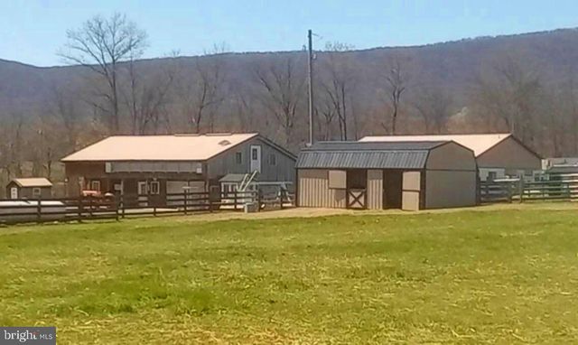 105 ENOLA RD, Newburg, PA 17240