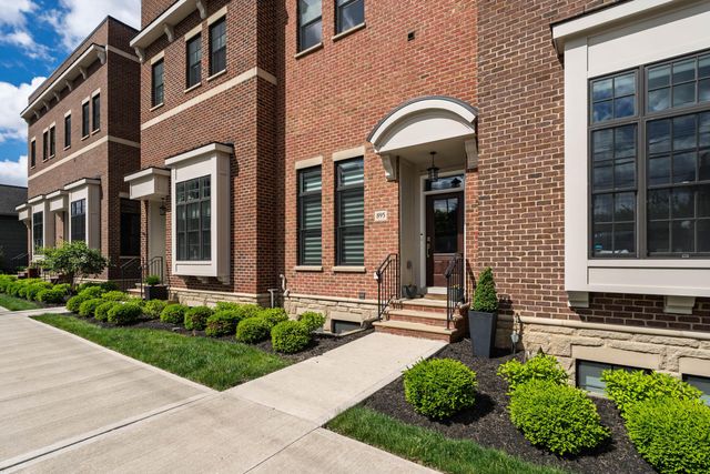 895 S Wall Street, Columbus, OH 43206
