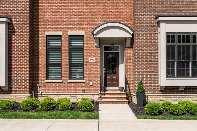 895 S Wall Street, Columbus, OH 43206