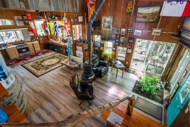 907 Deertrail DR, San Marcos, TX 78666