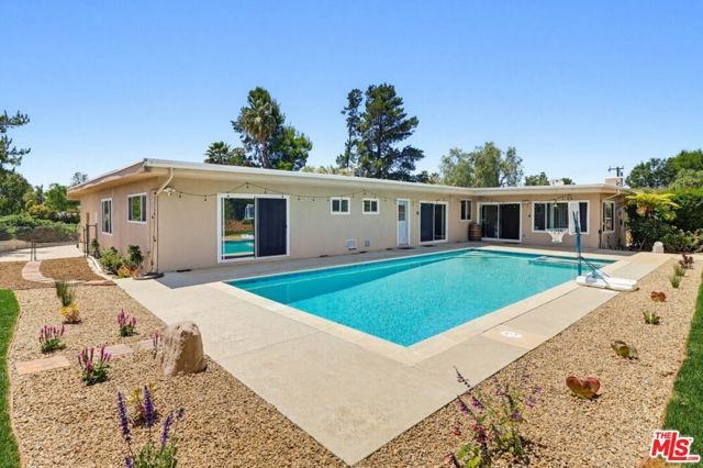 991 Montgomery Court, Thousand Oaks, CA 91360