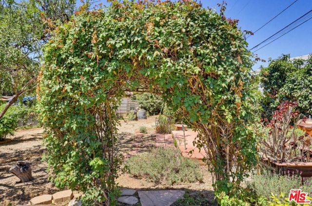 991 Montgomery Court, Thousand Oaks, CA 91360