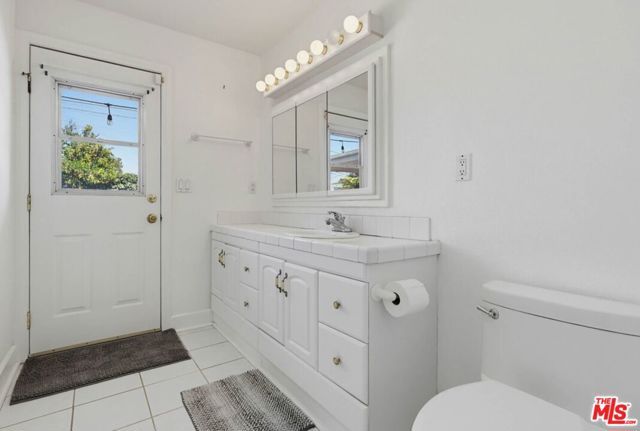 991 Montgomery Court, Thousand Oaks, CA 91360