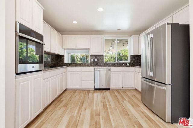 991 Montgomery Court, Thousand Oaks, CA 91360