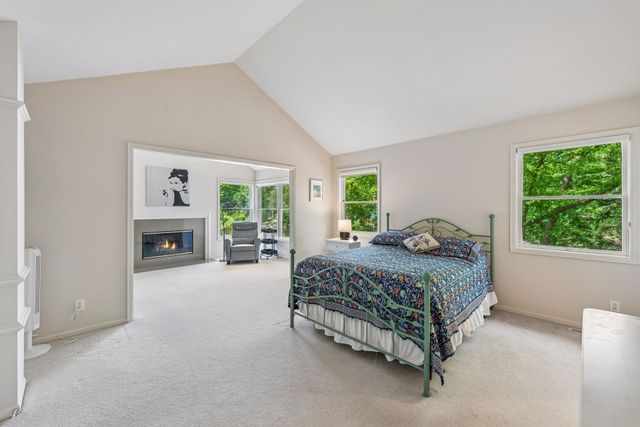 823 Hidden Meadow Trail, Eagan, MN 55123