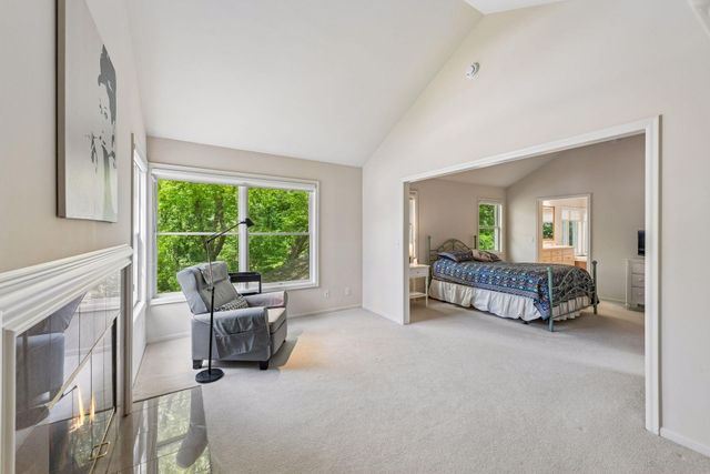 823 Hidden Meadow Trail, Eagan, MN 55123
