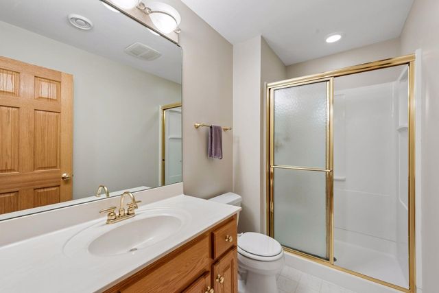 823 Hidden Meadow Trail, Eagan, MN 55123