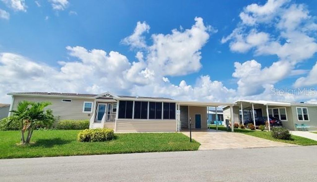 12116 SW COUNTY RD 769 61, Lake Suzy, FL 34269