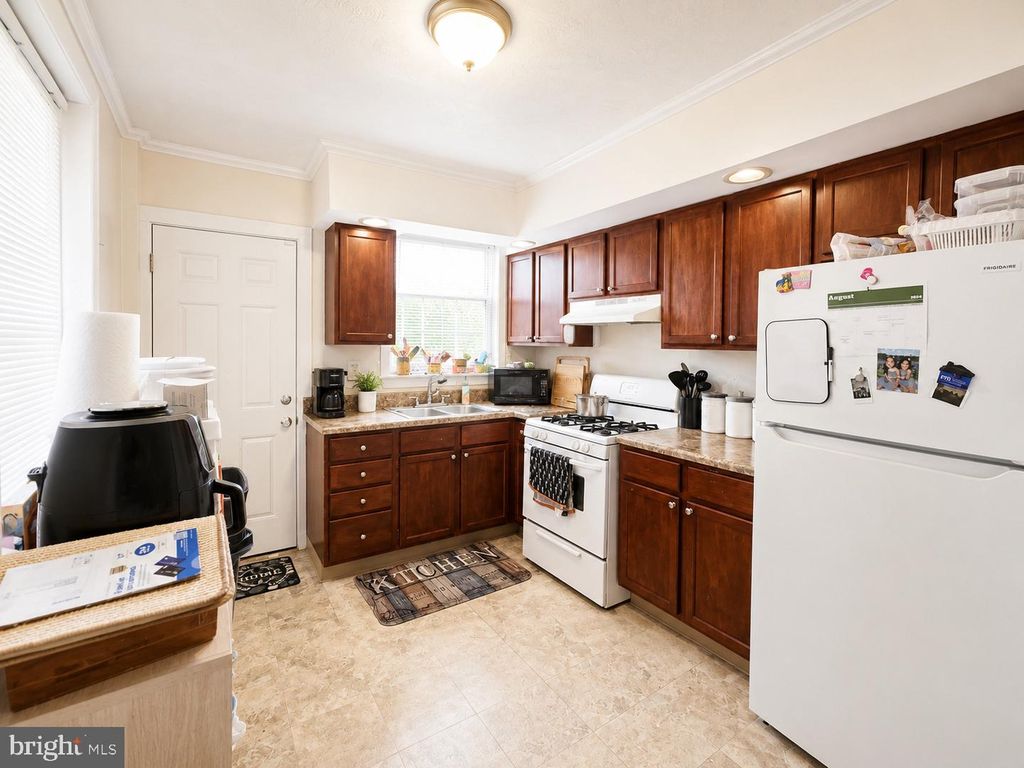 2116 GRANITE ST, PHILADELPHIA, PA 19124 — photo 2